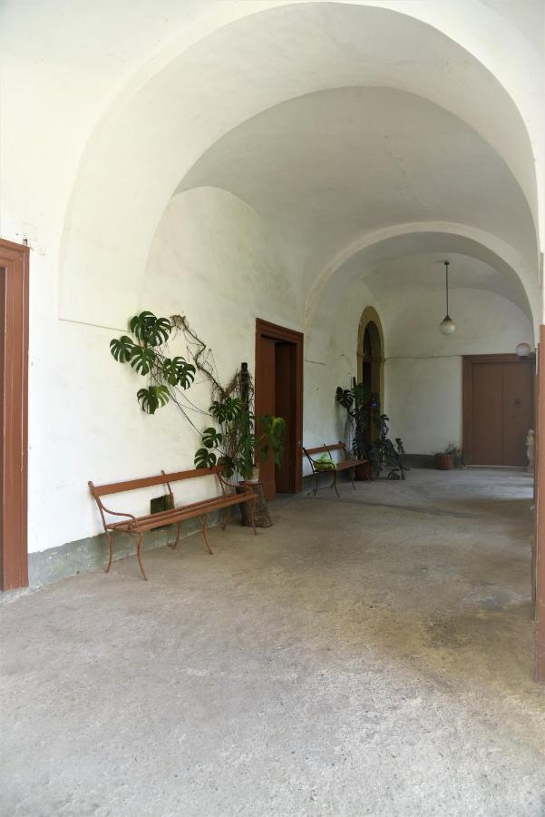 Casa Vacanza "Nonna Matilde" A Meta Di Sorrento, 600Mt Dal Mare, Casa Per 4 المظهر الخارجي الصورة