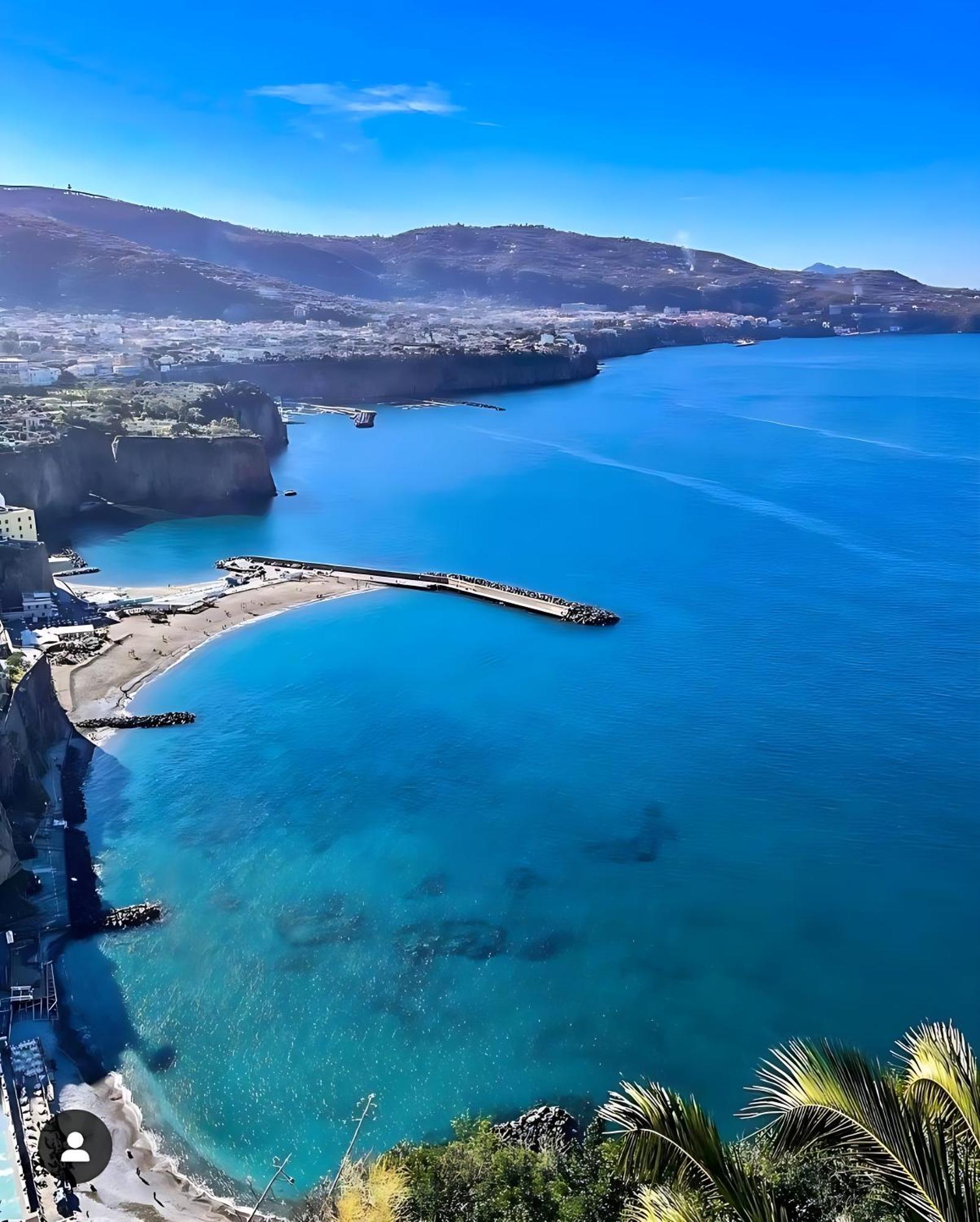 Casa Vacanza "Nonna Matilde" A Meta Di Sorrento, 600Mt Dal Mare, Casa Per 4 المظهر الخارجي الصورة